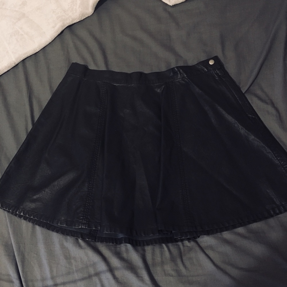 Forever 21 Pleather Mini Flare Skirt